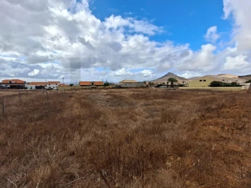 Terreno para Venda em Porto Santo