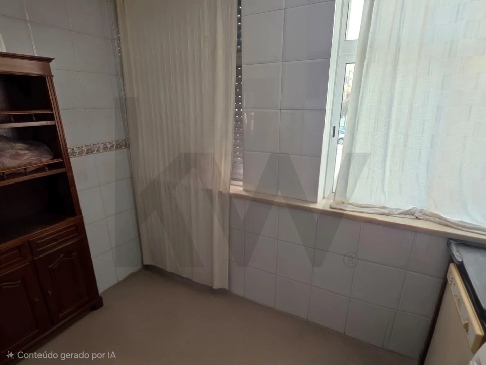 Apartamento T4 para Venda em Marvila Foto 15