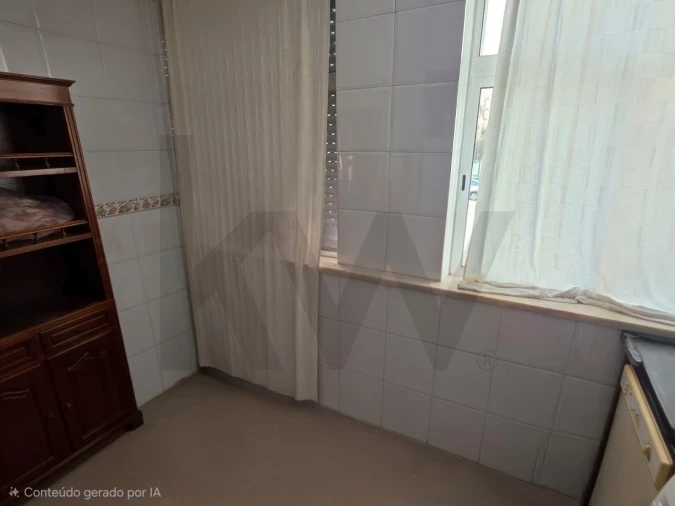 Apartamento T4 para Venda em Marvila Foto 15
