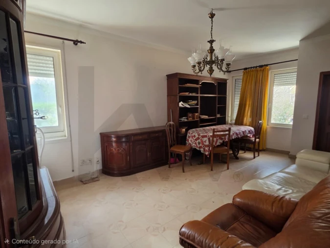 Apartamento T4 para Venda em Marvila Foto 2