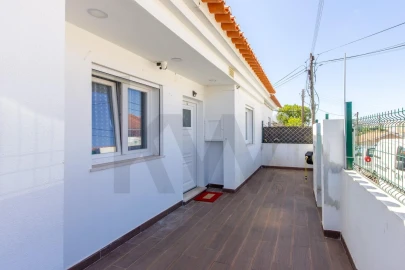 Moradia T3 para Venda em Queluz e Belas