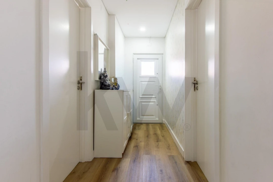 Moradia T3 para Venda em Queluz e Belas Foto 1