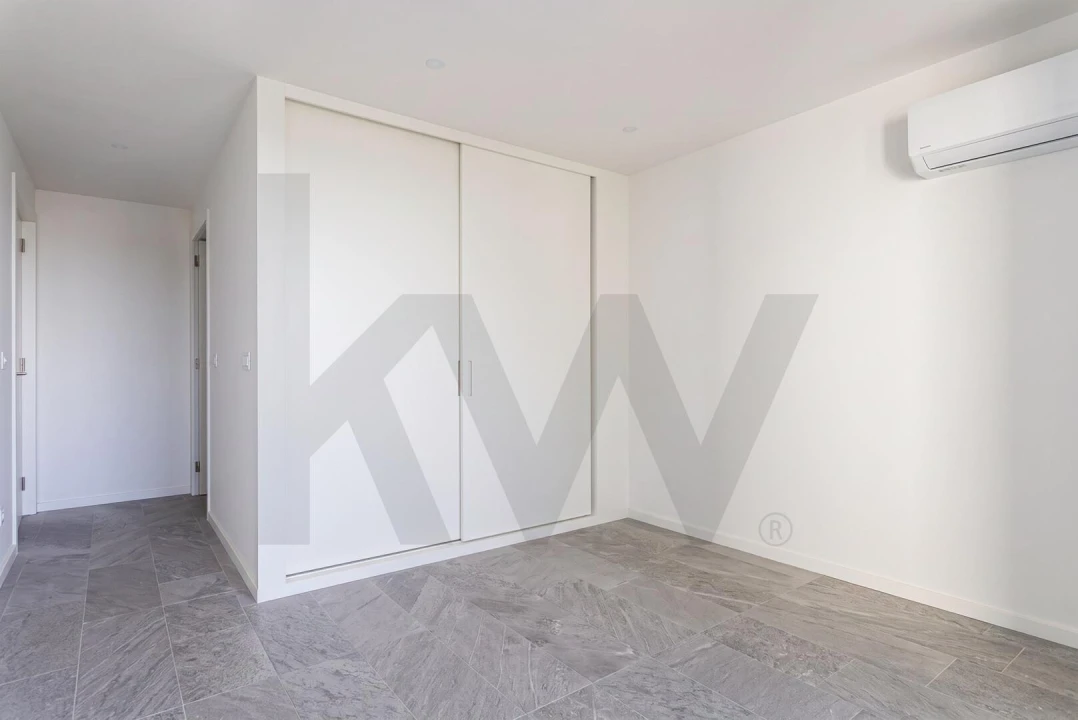 Apartamento T4 para Venda em Matosinhos e Leça da Palmeira Foto 12