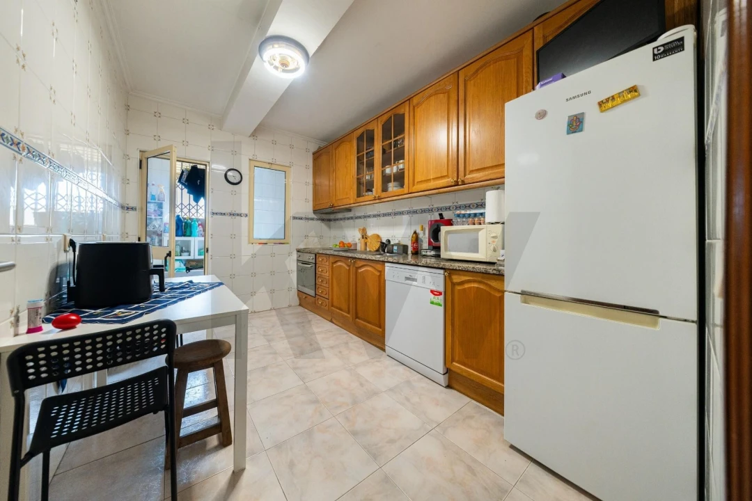 Apartamento T2 para Venda em Pedrouços Foto 6