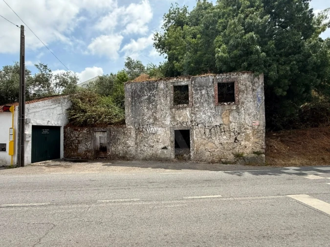 Terreno para Venda em Almargem do Bispo, Pêro Pinheiro e Montelavar Foto 3