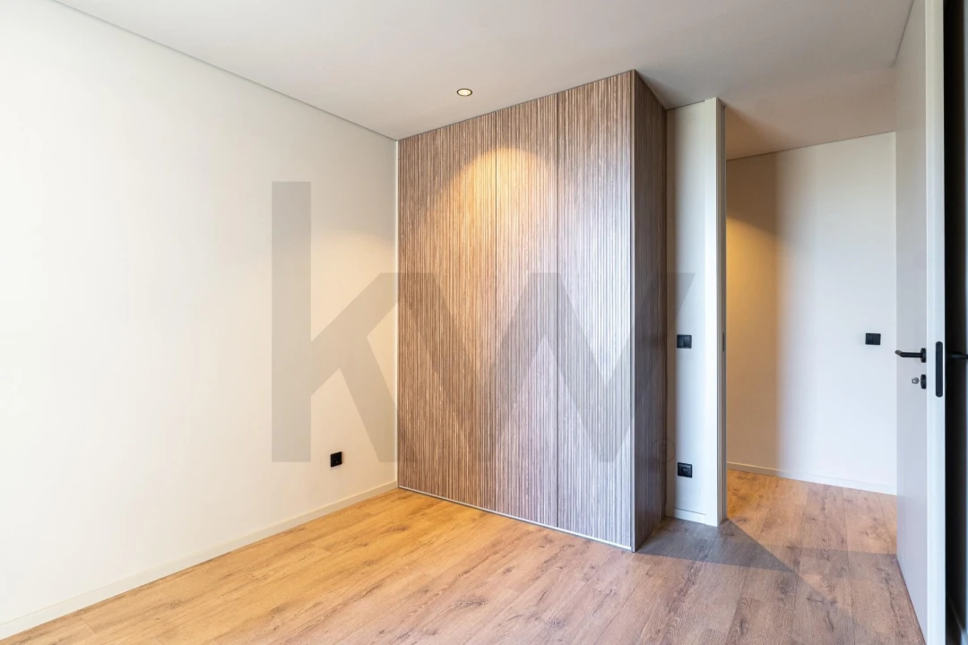 Apartamento T3 para Venda em Vilar de Andorinho Foto 14