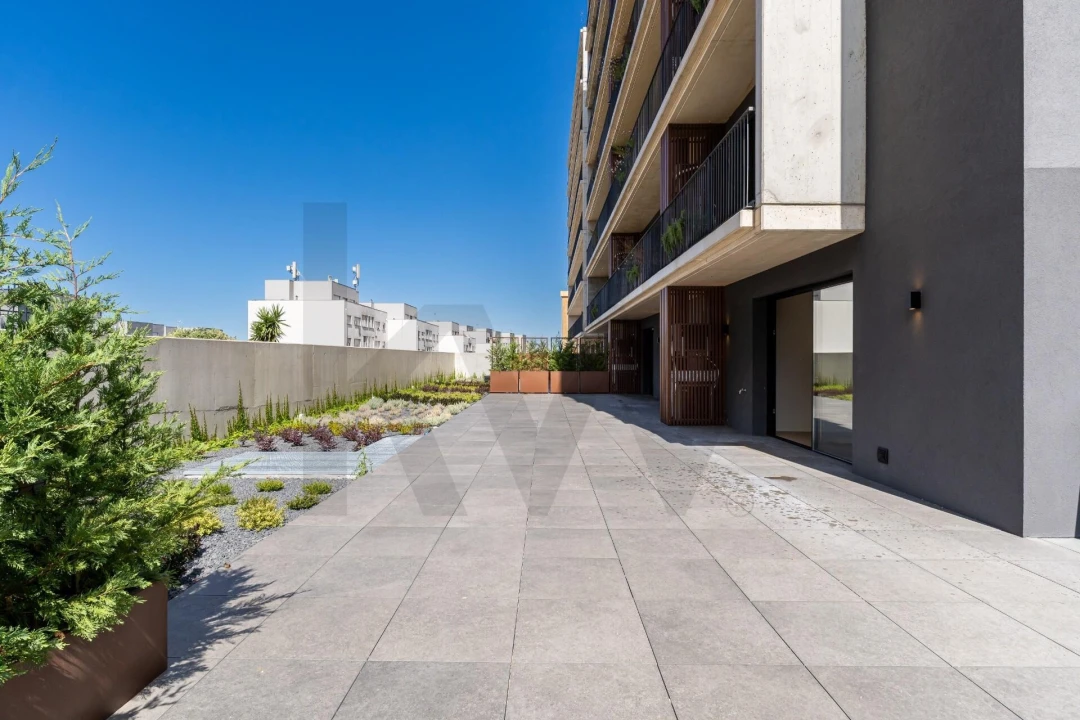 Apartamento T3 para Venda em Vilar de Andorinho Foto 6