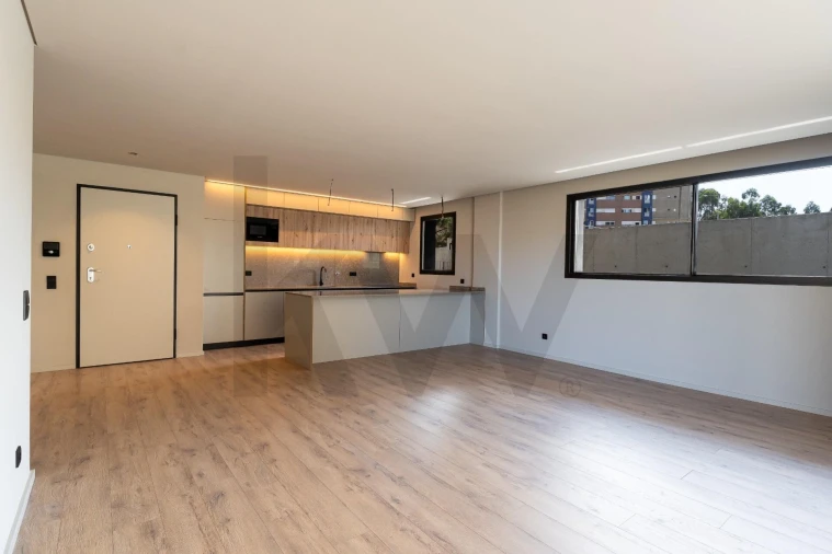Apartamento T3 para Venda em Vilar de Andorinho Foto 8