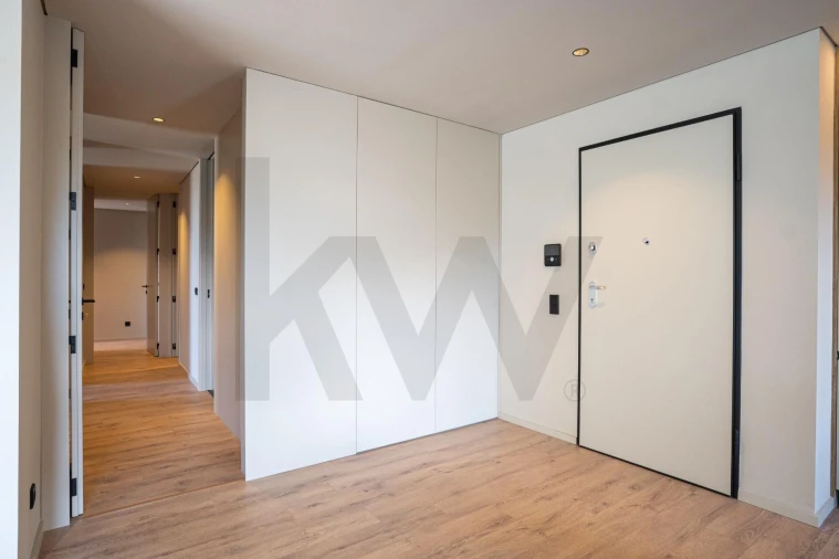 Apartamento T3 para Venda em Vilar de Andorinho Foto 9