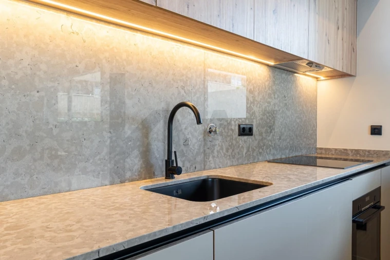 Apartamento T3 para Venda em Vilar de Andorinho Foto 3
