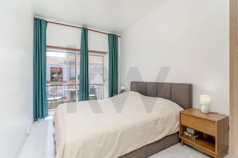 Apartamento T2 para Venda em Barreiro e Lavradio Foto 11