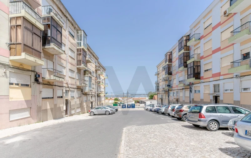 Apartamento T2 para Venda em Barreiro e Lavradio Foto 24
