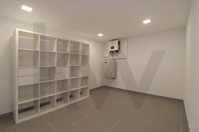 Moradia T6 para Arrendamento em Alcabideche