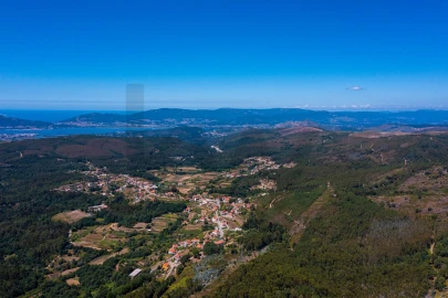 Moradia T5 para Venda em Dem