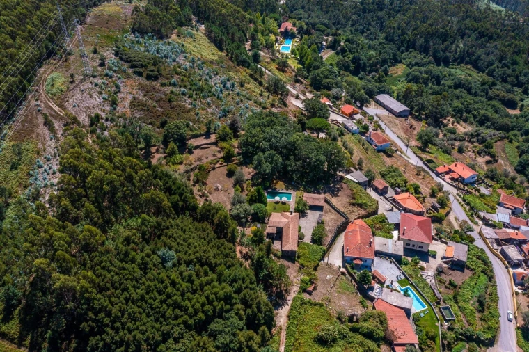 Moradia T5 para Venda em Dem Foto 88