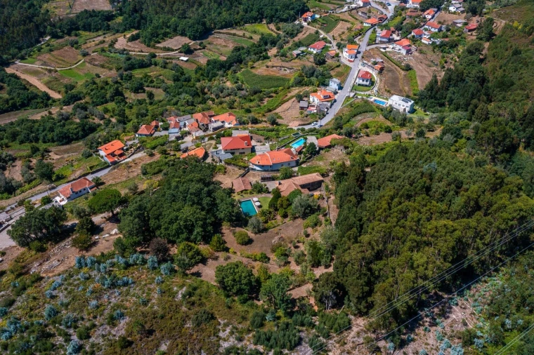 Moradia T5 para Venda em Dem Foto 85