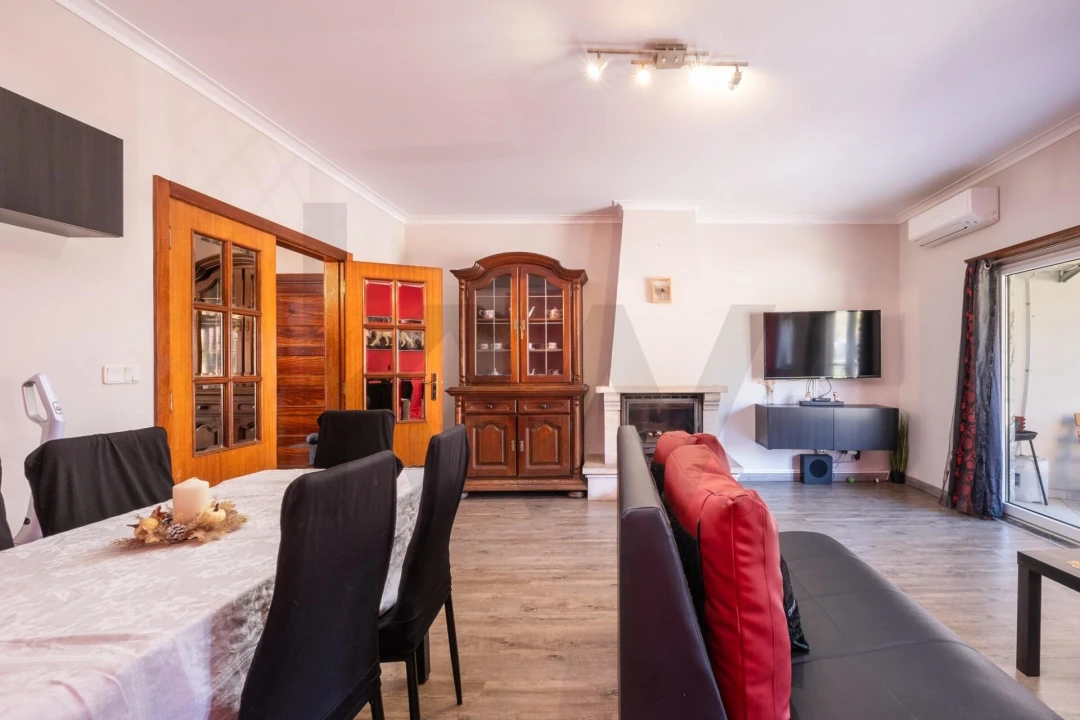 Apartamento T3 para Venda em Santo Antonio dos Olivais Foto 3