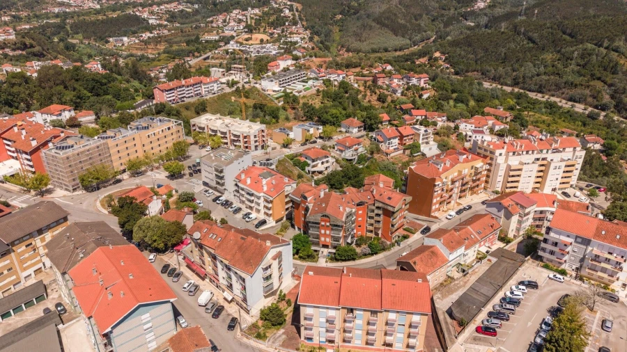 Apartamento T3 para Venda em Santo Antonio dos Olivais Foto 28