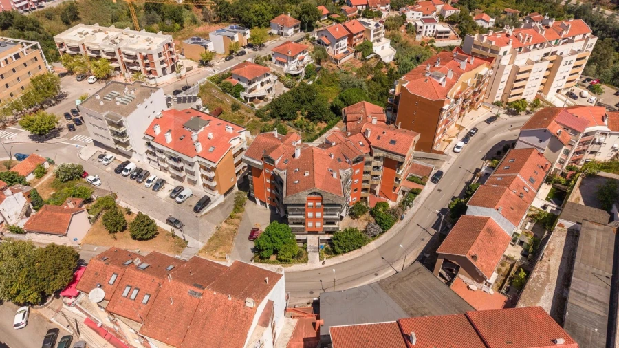 Apartamento T3 para Venda em Santo Antonio dos Olivais Foto 29
