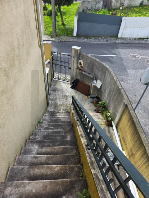 Apartamento T2 para Venda em Pontinha e Famões