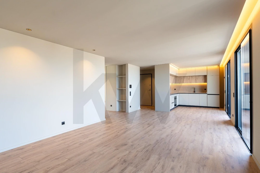 Apartamento T2 para Venda em Vilar de Andorinho Foto 9
