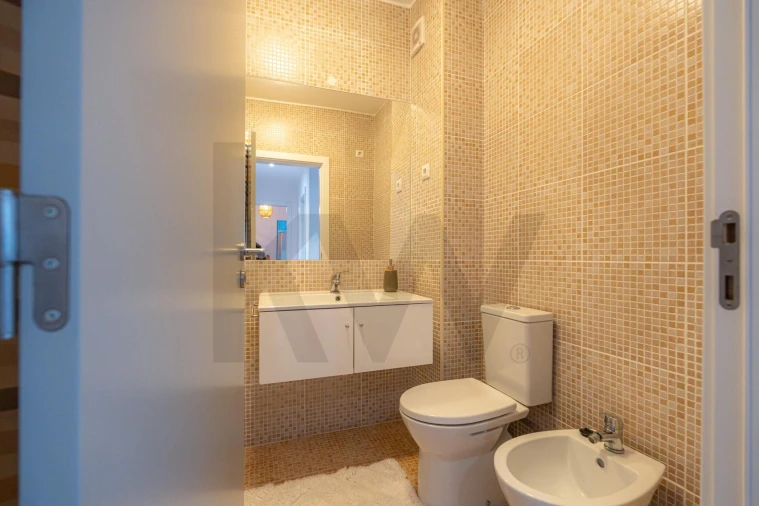 Apartamento T3 para Venda em Carapinheira Foto 39
