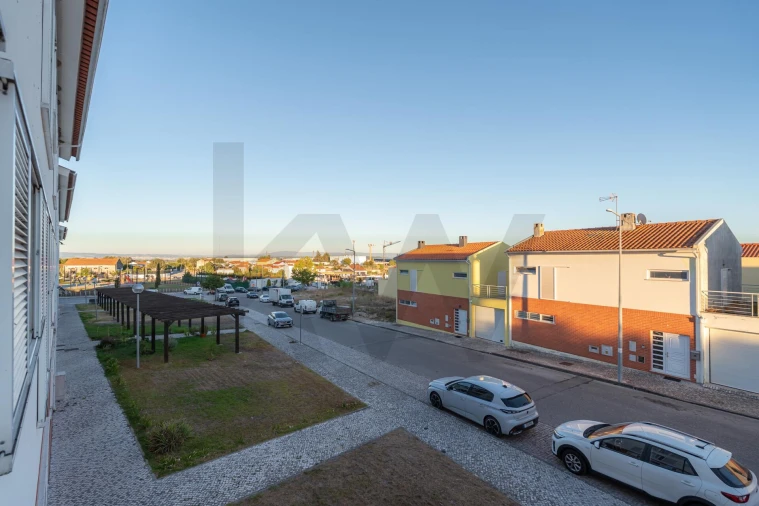 Apartamento T3 para Venda em Carapinheira Foto 24