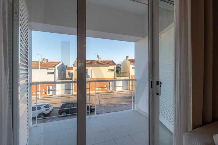 Apartamento T3 para Venda em Carapinheira Foto 49