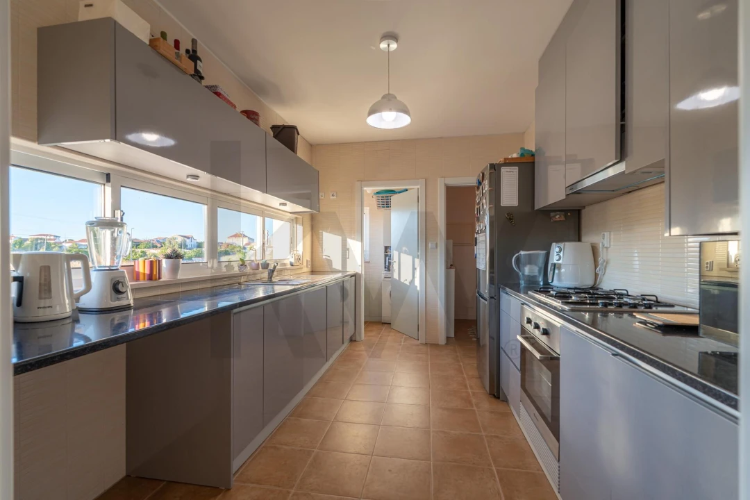 Apartamento T3 para Venda em Carapinheira Foto 16