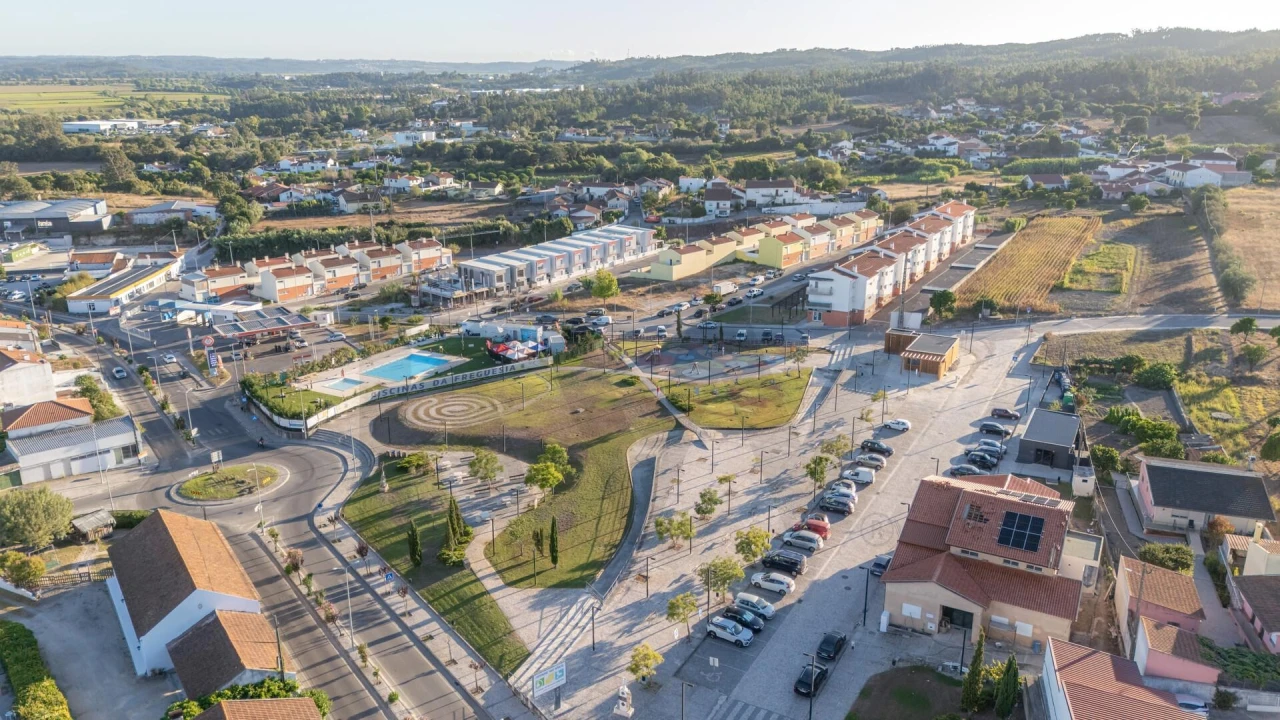 Apartamento T3 para Venda em Carapinheira Foto 47