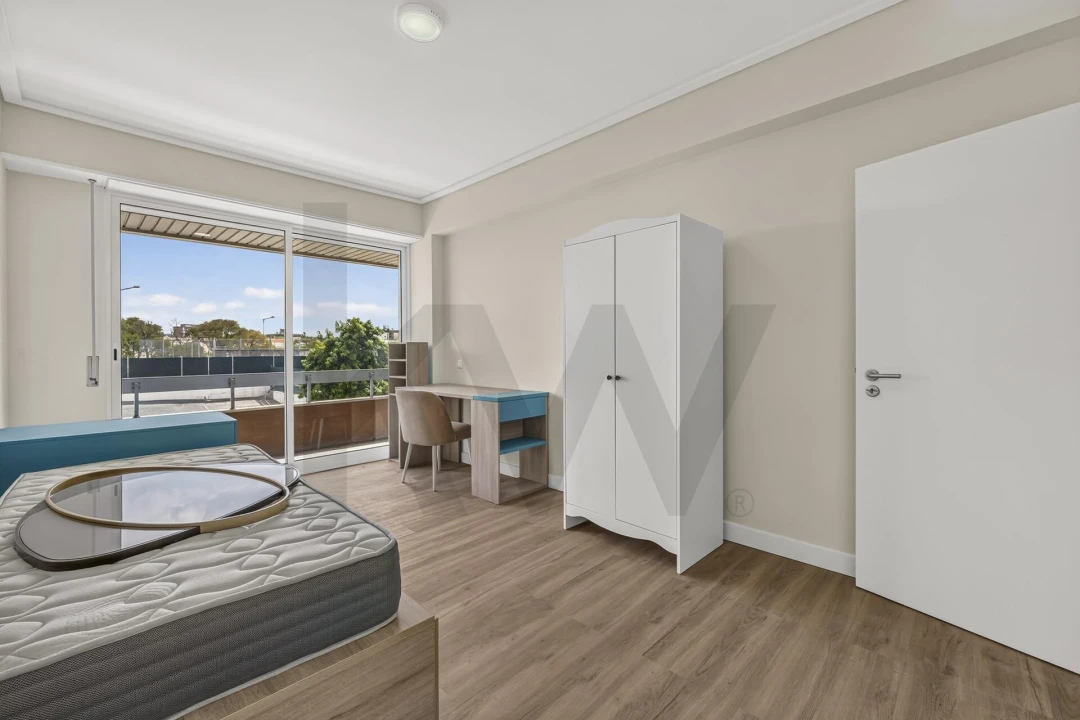Apartamento T4 para Venda em Moscavide e Portela Foto 13