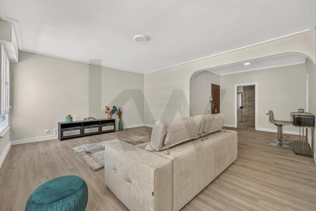 Apartamento T4 para Venda em Moscavide e Portela Foto 5