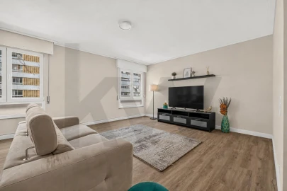 Apartamento T4 para Venda em Moscavide e Portela