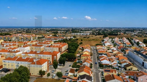 Terreno para Venda em Pinhal Novo