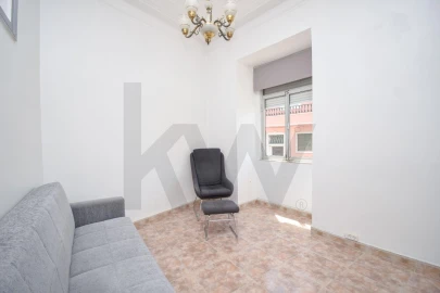 Apartamento T2 para Venda em Campolide