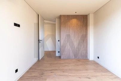 Apartamento T3 para Venda em Vilar de Andorinho
