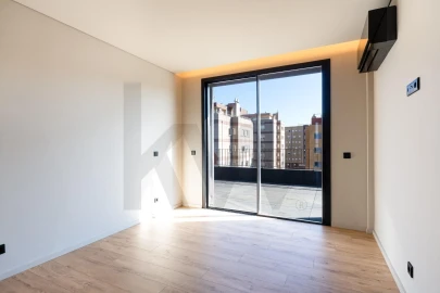 Apartamento T3 para Venda em Vilar de Andorinho