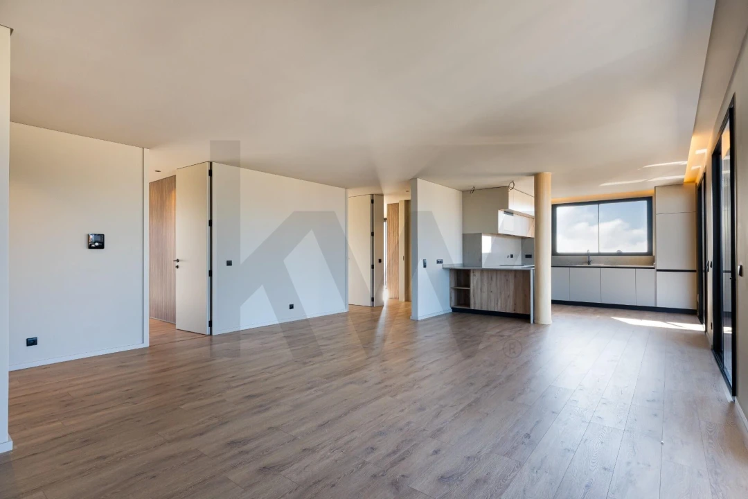 Apartamento T3 para Venda em Vilar de Andorinho Foto 3