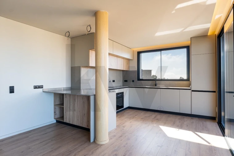 Apartamento T3 para Venda em Vilar de Andorinho Foto 5