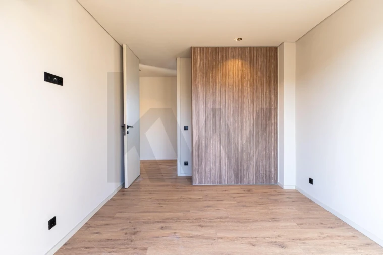 Apartamento T3 para Venda em Vilar de Andorinho Foto 25