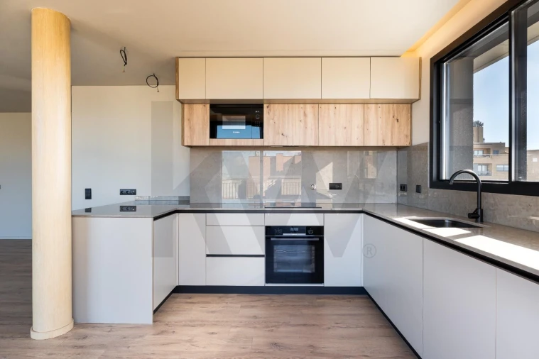 Apartamento T3 para Venda em Vilar de Andorinho Foto 6