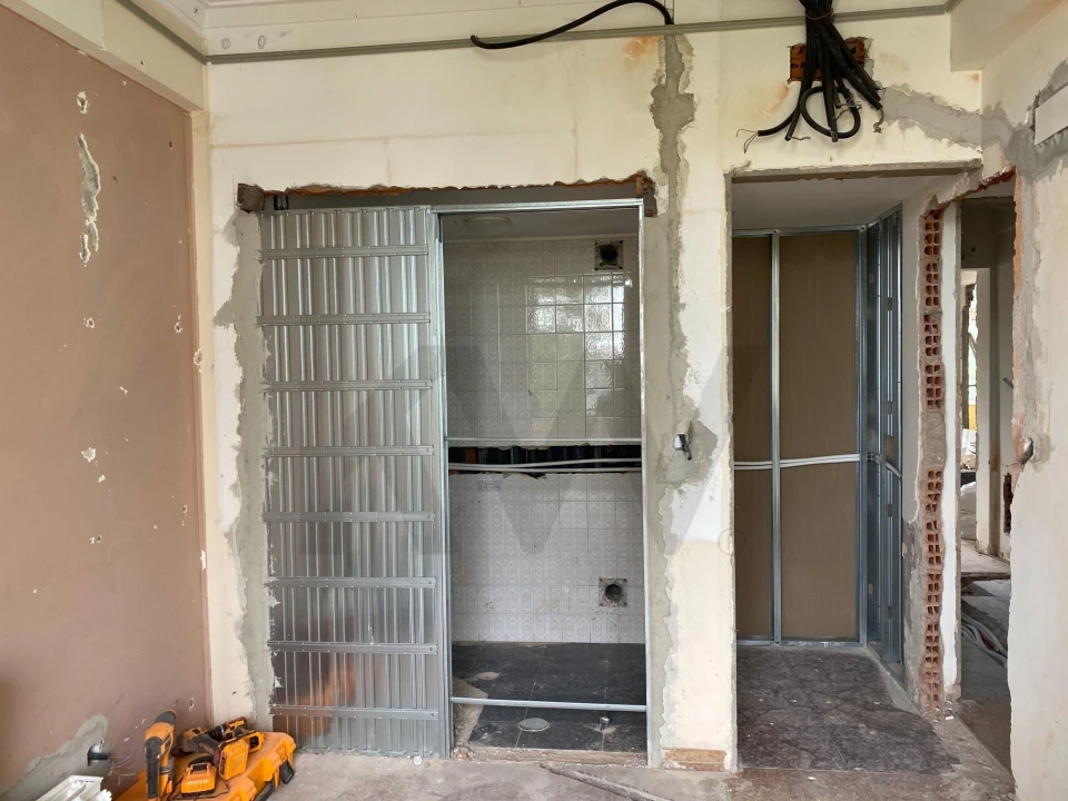 Apartamento T3 para Venda em Benfica Foto 10