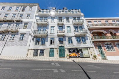 Apartamento T3 para Venda em Algés, Linda-A-Velha e Cruz Quebrada-Dafundo