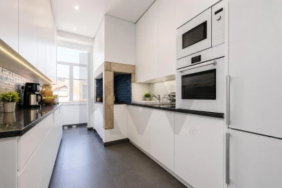 Apartamento T3 para Venda em Algés, Linda-A-Velha e Cruz Quebrada-Dafundo