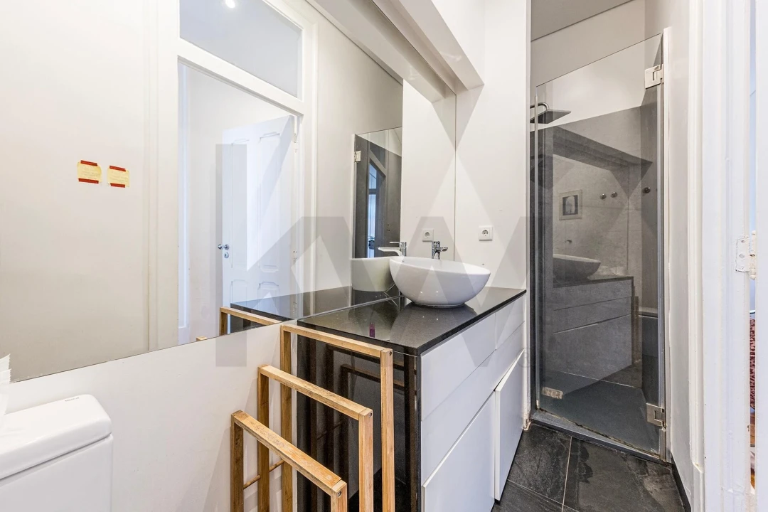 Apartamento T3 para Venda em Algés, Linda-A-Velha e Cruz Quebrada-Dafundo Foto 13
