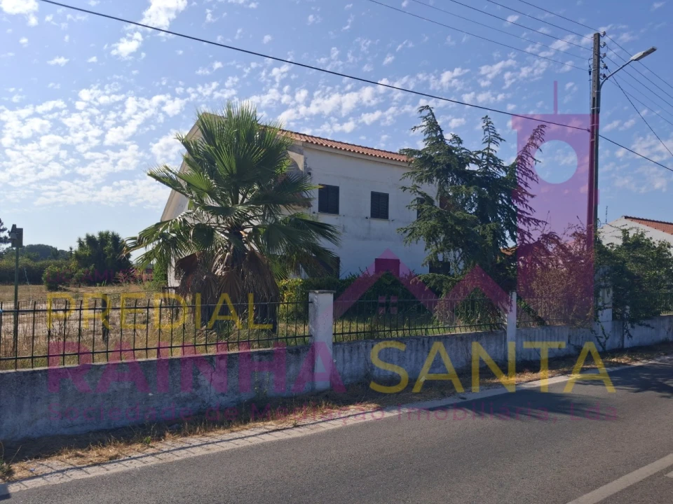 Moradia T4 para Venda em Marinhais Foto 2