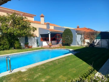Moradia T4 para Venda em Silveira