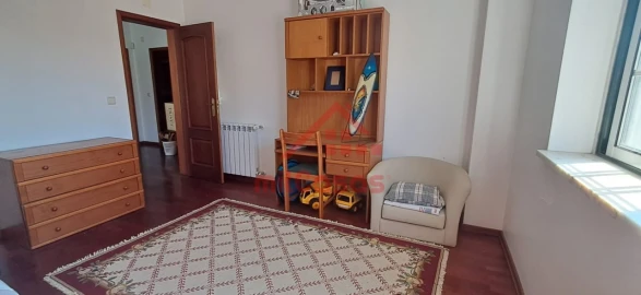 Moradia T4 para Venda em Silveira