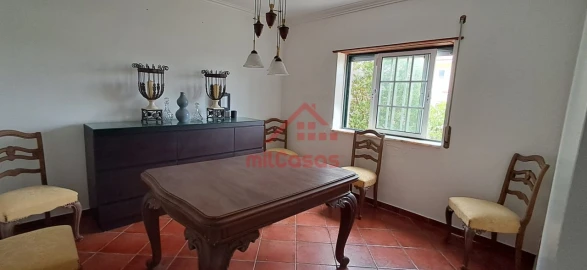Moradia T4 para Venda em Silveira