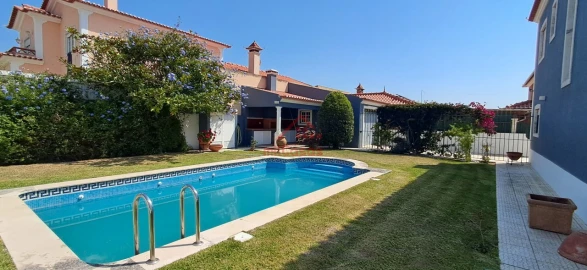 Moradia T4 para Venda em Silveira
